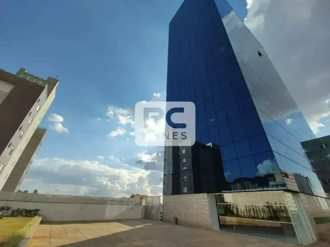 Excelente andar com 300m² e 8 vagas de garagem para locação na Av. Afonso Pena