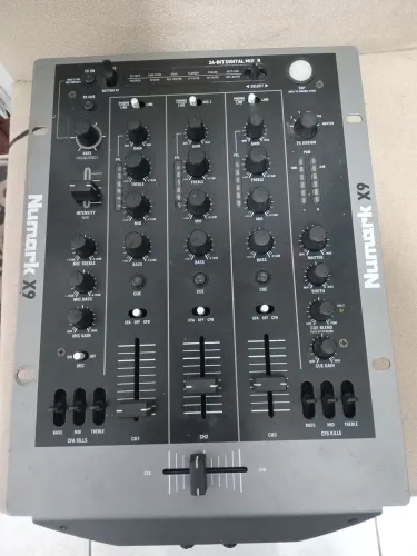 Mixer Numark X9 (Sucata)