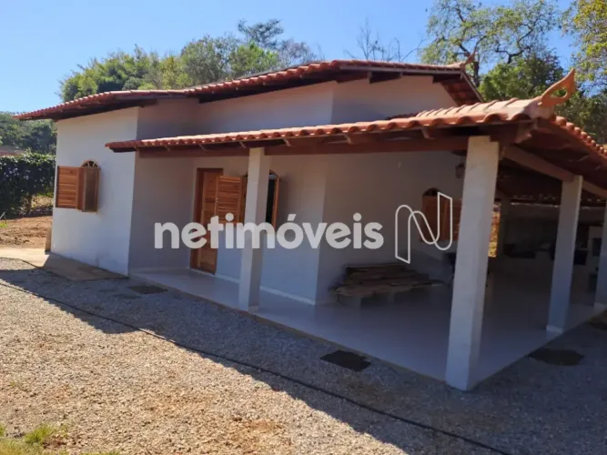 SÍTIO À VENDA CASA DE 2 QUARTOS, PISCINA, IMOBILIADA E COM MOBÍLIA!