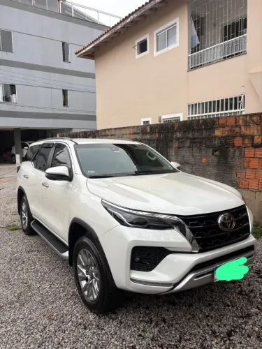 Toyota Hilux SW4 SRX 4X4 2.8 TDI 16V Dies. Aut. 2022