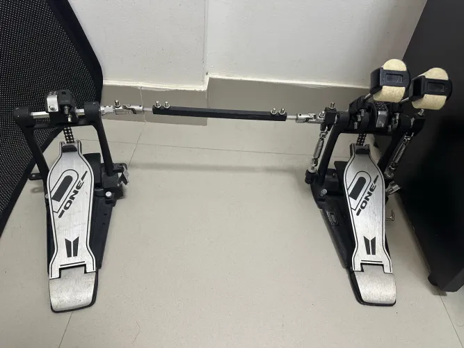 Pedal duplo D-one DP20 Double Chain Drive