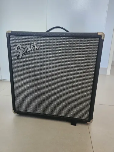 Amplificador Fender Rumble 25W