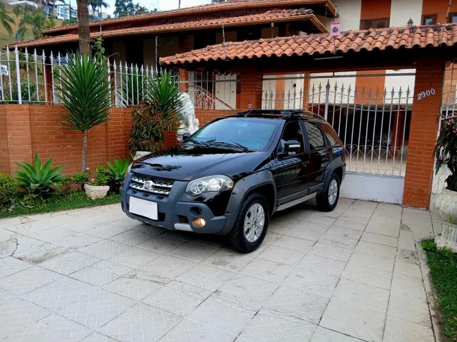 Fiat Palio Weekend Adventure Locker 1.8 Flex 2012