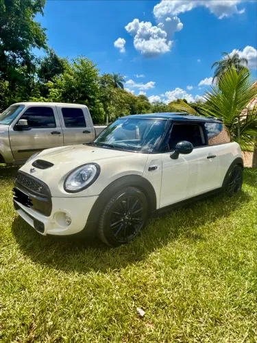 Mini Cooper S 2.0 Turbo 16V 3P Aut. 2015