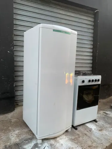 Vendo geladeira e fogão