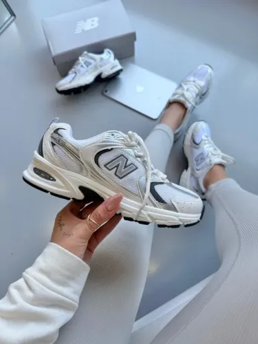 Tenis New balance 530 retrô Branco chumbo