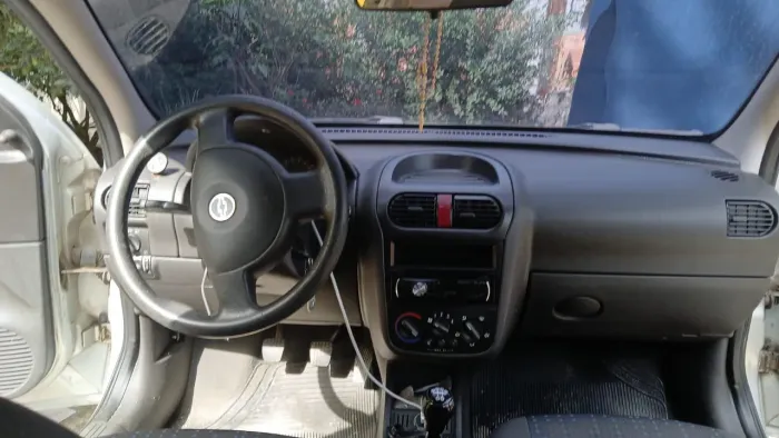 Chevrolet Corsa Hat. Maxx 1.4 8V Econoflex 5P 2011