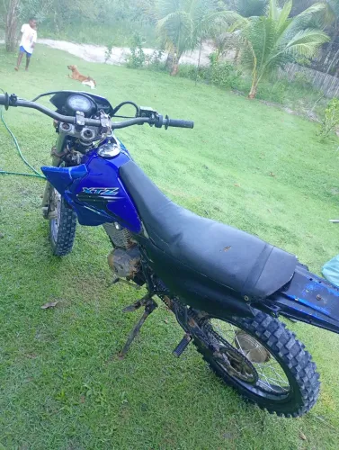 Moto xtz 125k vendo ou troco preço 2.700