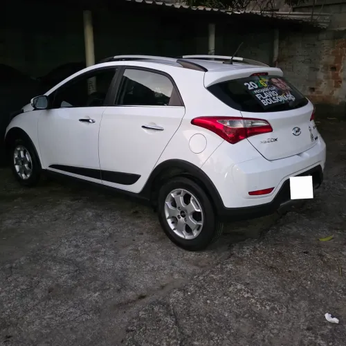 Hyundai HB20X Premium 1.6 Flex 16V Aut. 2015