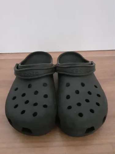 Crocs classic preto