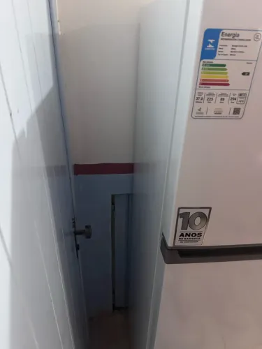 Geladeira semi nova