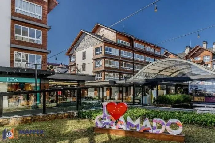 Flat 1 dormitórios à venda Centro Gramado/RS