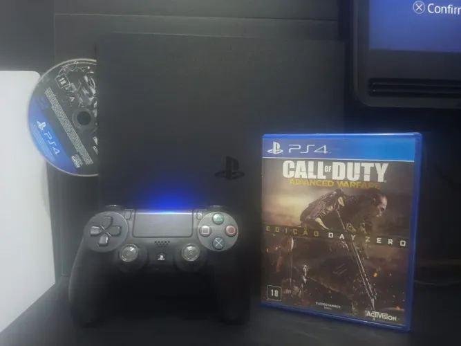 Playstation 4 slim