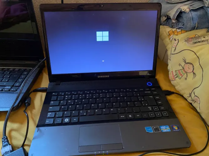 Vendo 2 notebook