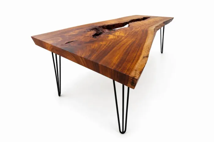 Mesa de Centro Orgânica em Vinhático Maciço | Peça Exclusiva Artesanal