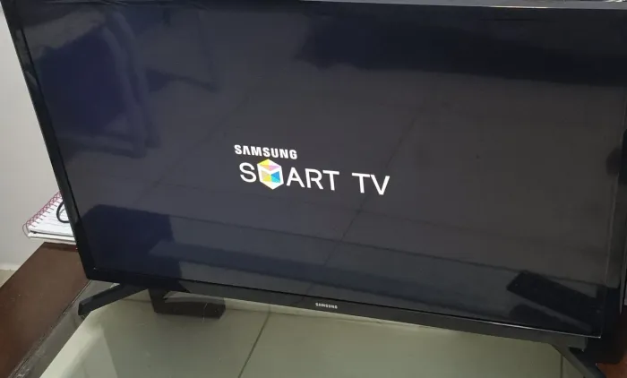 Vende-se Tv Samsung 32 polegadas 