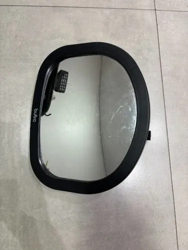 Espelho retrovisor de segurança infantil para carro da marca Buba