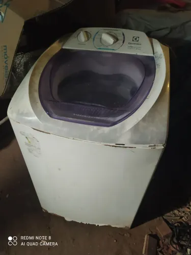 Máquina de lavar roupa Eletrolux