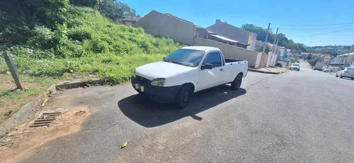 Ford Courier 1.6 L/ 1.6 Flex 2003