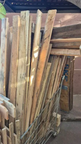 Ripas de pallets diversas medidas 0.60cm até 1.20mt, madeira eucalipto, entregamos. 