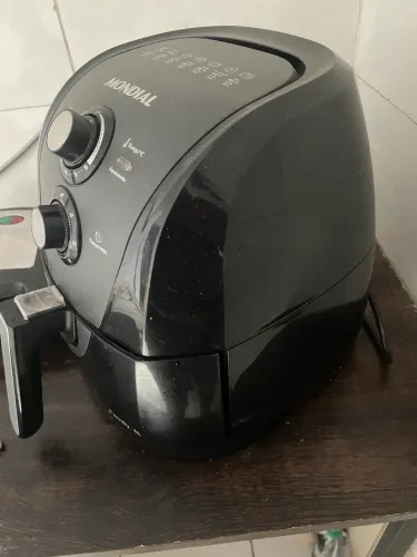 Vende se Air Fryer