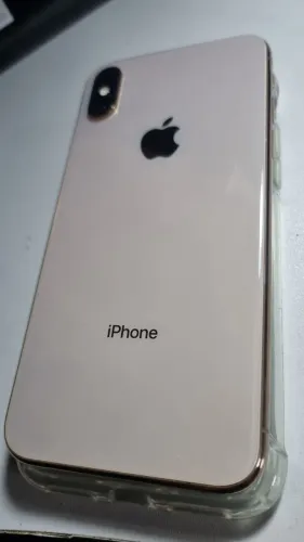 iPhone XS dourado