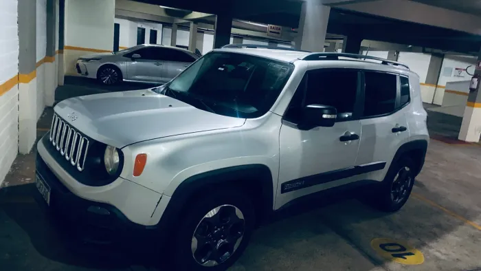 Jeep Renegade Sport 1.8 4X2 Flex 16V Aut. 2016