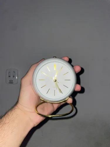 relógio despertador