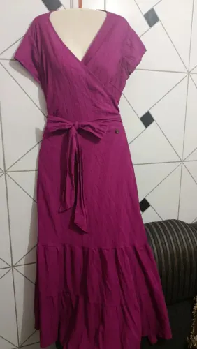 Lindo vestido longo transpassado 