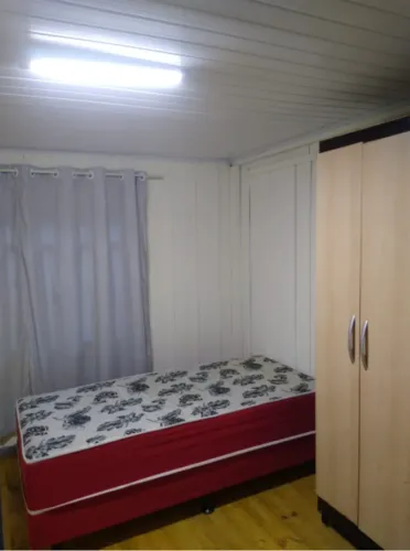 Aluga-se Quarto Para Rapazes em Santa Felicidade