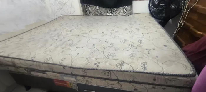 Colchão king 