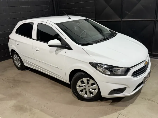 Chevrolet Onix Hatch LT 1.0 8V Flex Mec. 4P 2018