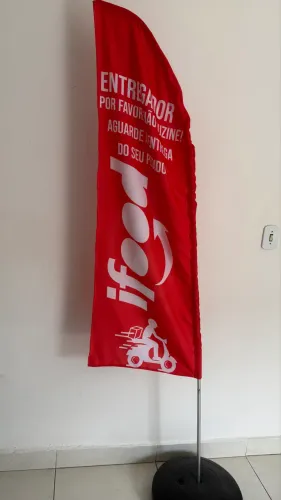 Wind banner delivery 