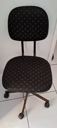 Cadeira giratória de escritório