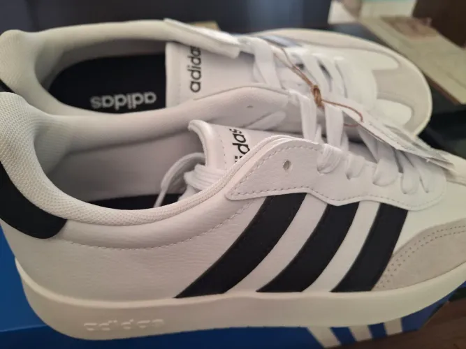 Tenis adidas original bco preto 37 bco verde 39 bco vermelho 42
