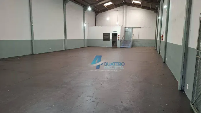 Barracão Comercial para alugar com 262 m² - Jardim Helena Zona Leste