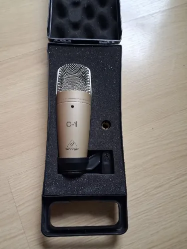 Microfone Behringer C1 Seminovo (pouquíssimo uso)