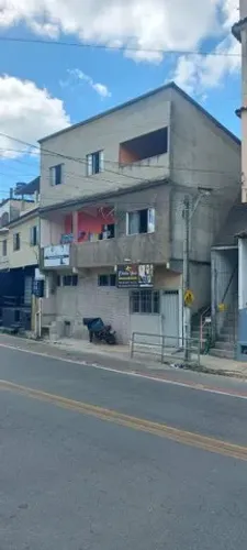 Predio na Principal 2 Ap. + 1 ponto de comércio