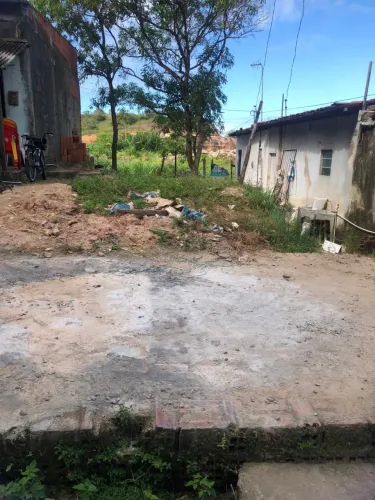 Vendo terreno localizado na Guaxuma