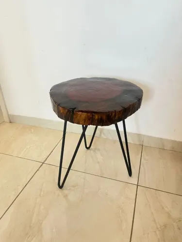 Mesa de canto rústica