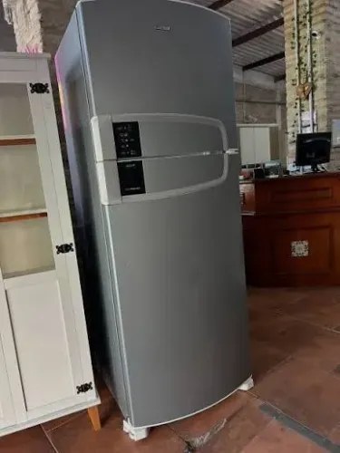 Geladeira pra vender hoje