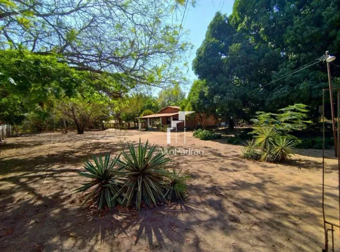 Sítio com 2 dormitórios à venda, 60000 m² por R$ 950.000,00 - Santa Maria da Codipe - Tere