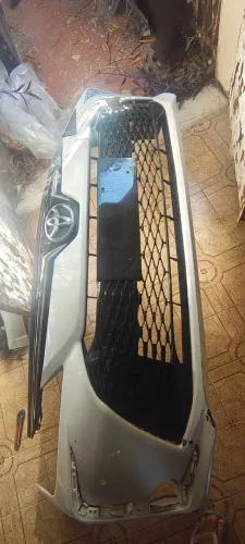 Para choque Corolla 25/26