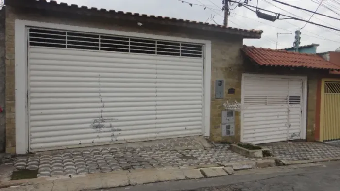 Casa com 3 Edículas-(aceita casa menor,parte de pagamento) Jd. Elisa - Francisco morato/sp