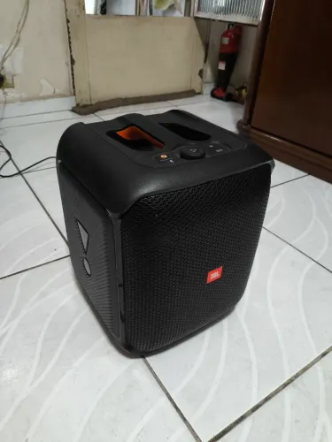 Caixa De Som Jbl Partybox Encore Essential Bluetooth 100w