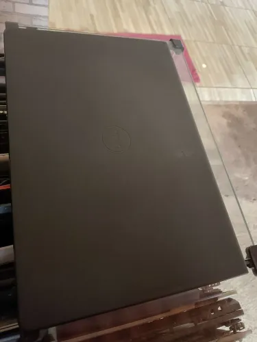 Notebook Dell 5556 i3quad 6°gn 12gb ddr4 ssd240gb 15.6led bateria ótima completo 