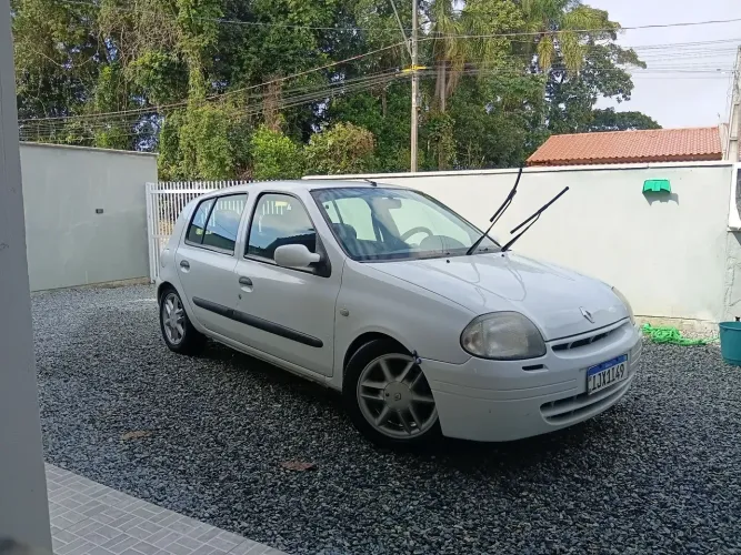 Renault Clio RL / Yahoo/ Authent. 1.0 8V 5P 2001