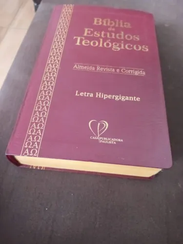 Linda Bíblia de Estudos letra grande