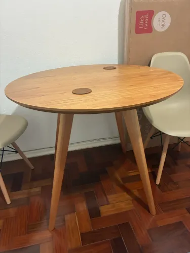 Mesa de Jantar Redonda Tok&Stok + 2 Cadeiras - Excelente Estado