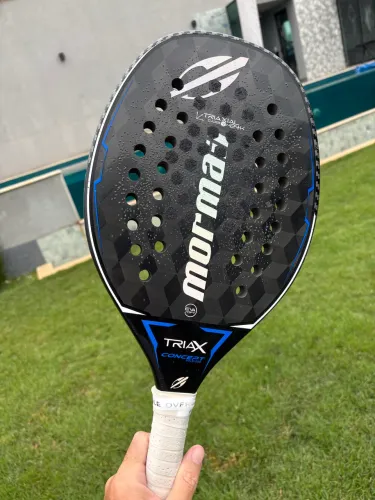 Raquete beach tennis Mormaii Triax Concept
